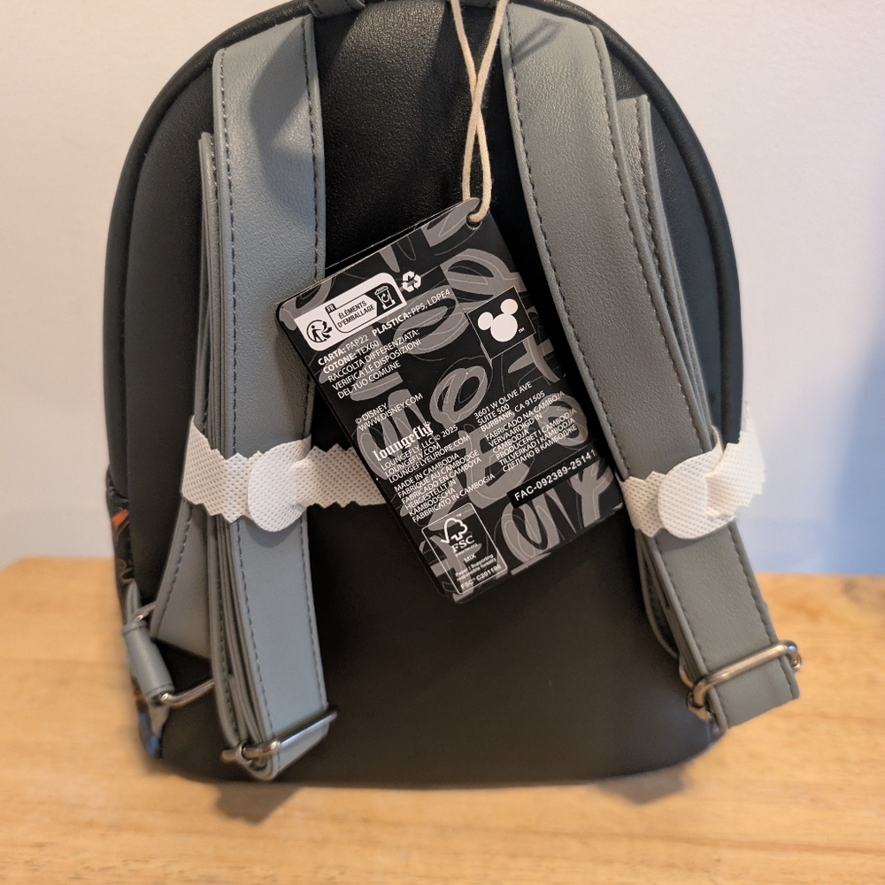 Disney Villains Loungefly Backpack - Picture 3 of 4